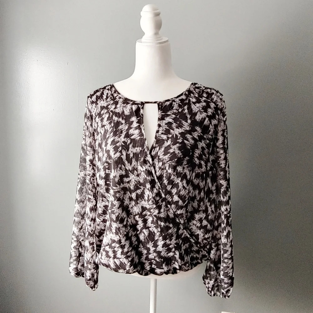 Vince Camuto Wrap Long Sleeve